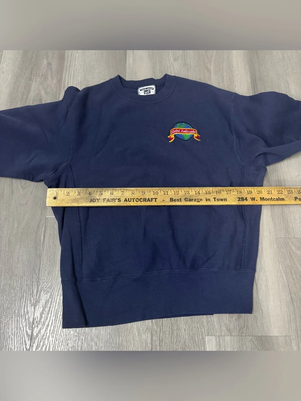 Vintage Lee Embroidered Globe Crewneck Sweatshirt Navy Blue Retro Streetwear